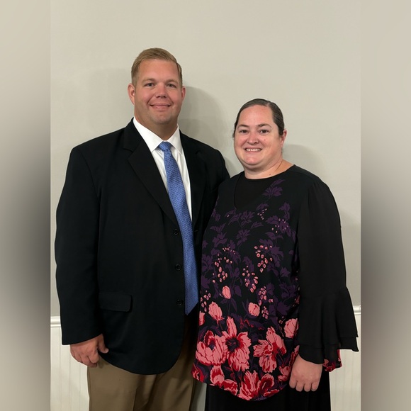 Meet your Posher, Melissa - Picture 3 of 4